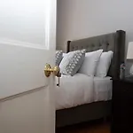 Hill House Гостевой дом