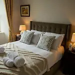 Hill House 卡舍尔