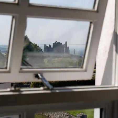 Hill House * Cashel (Tipperary)